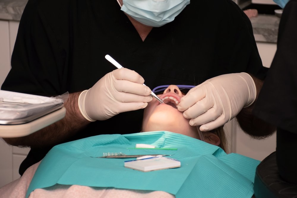 Root canal therapy in Beverly Hills for adults and children by Dr. Sepehr Nassiripour, DDS