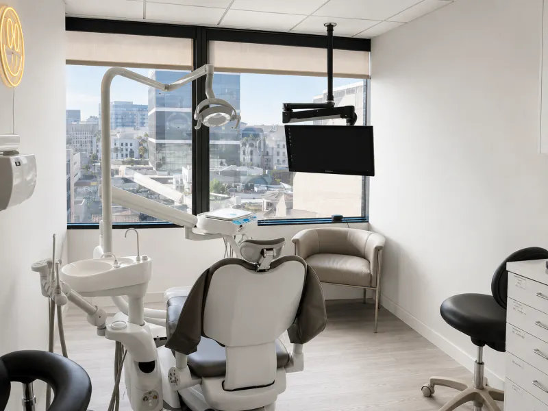 Little Smile of Beverly Hills Office